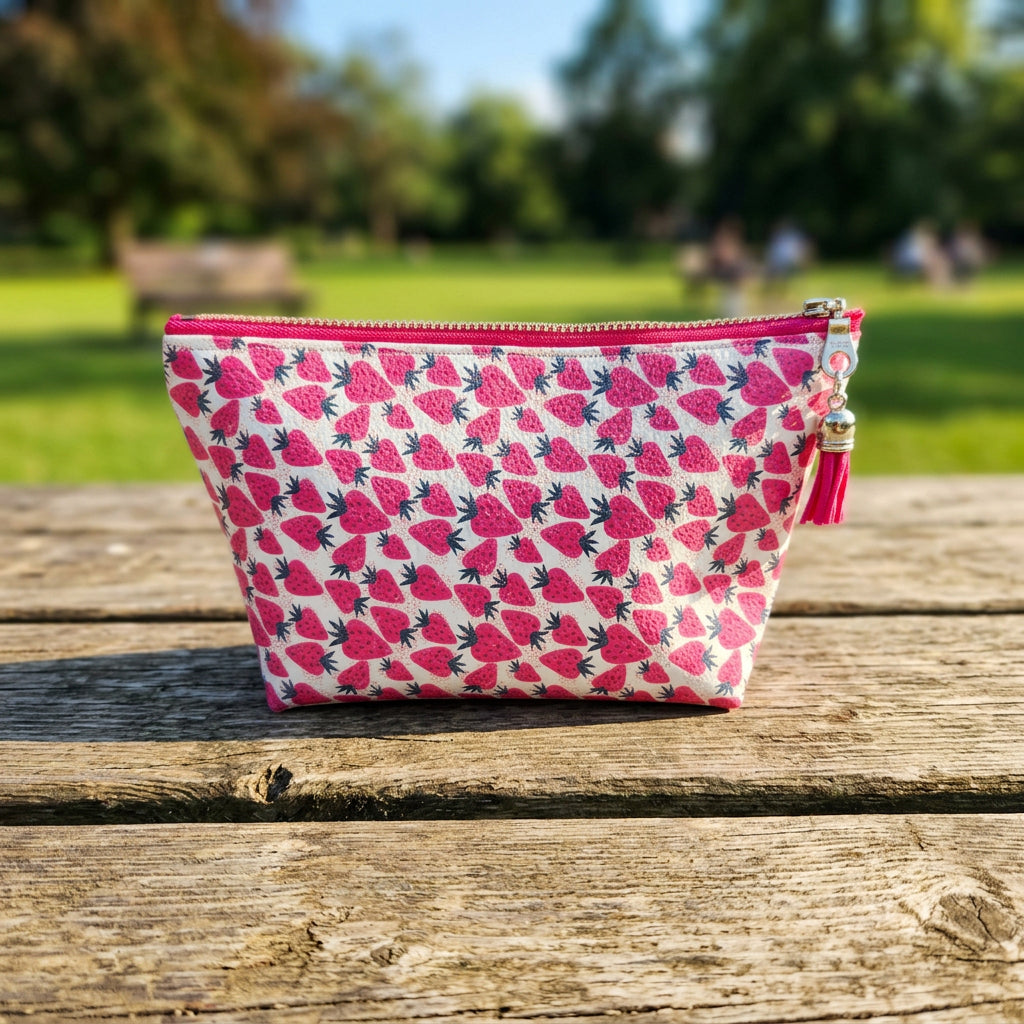 Sweet Strawberry Print Faux Leather Stand Up Zip Bag
