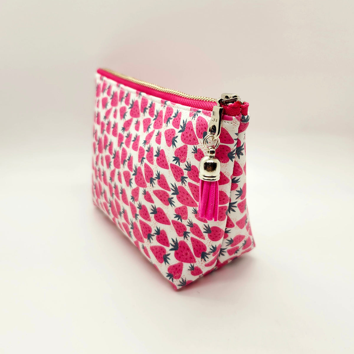 Sweet Strawberry Print Faux Leather Stand Up Zip Bag